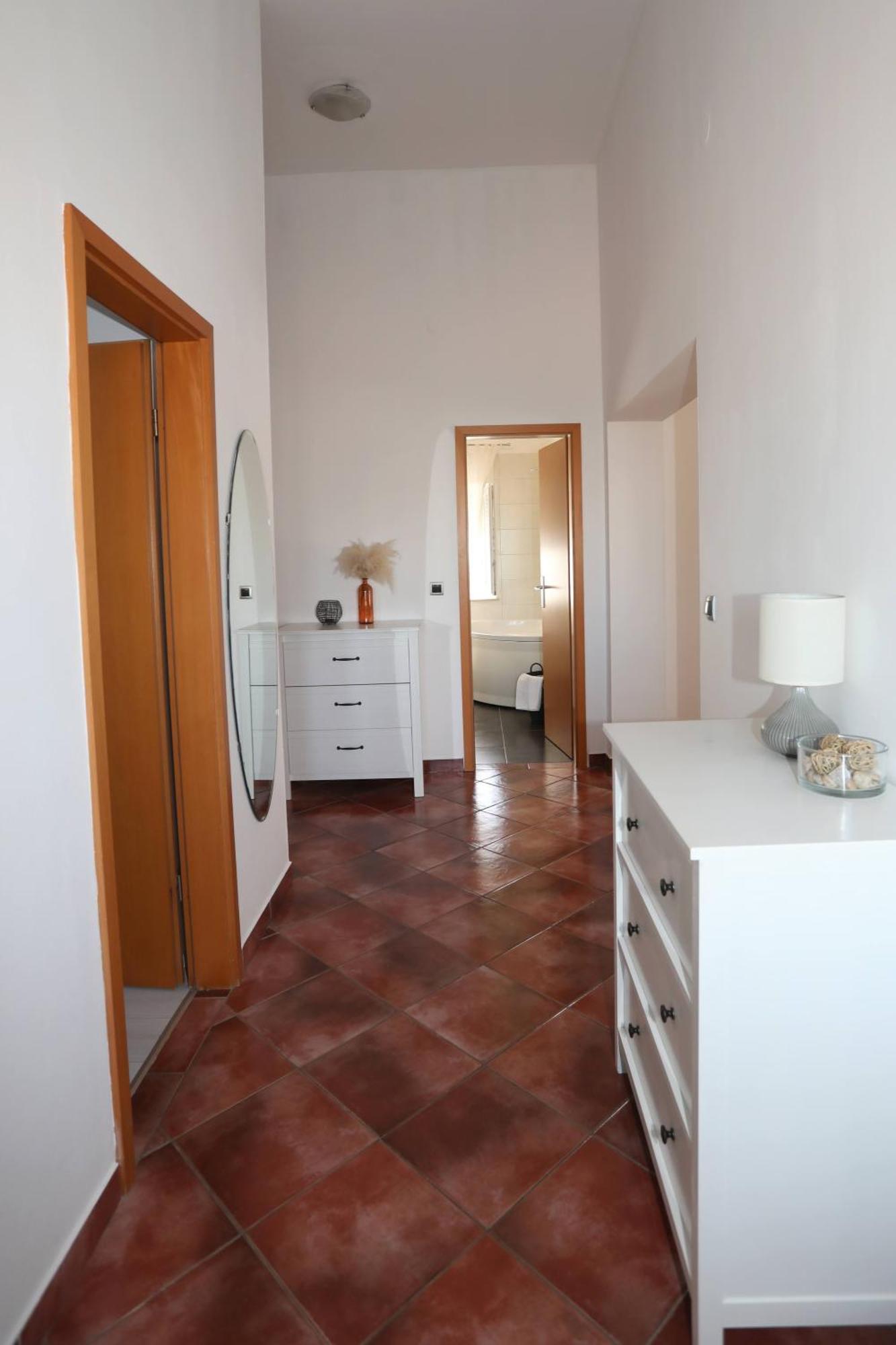 Apartman Debora Sa Privatnim Bazenom Pula Eksteriør billede
